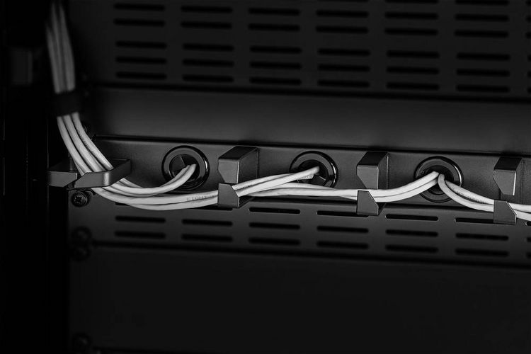 Produktbild: Renkforce RF-3525042 19 Zoll Netzwerkschrank-Kabelf&uuml;hrung 1 HE Schwarz