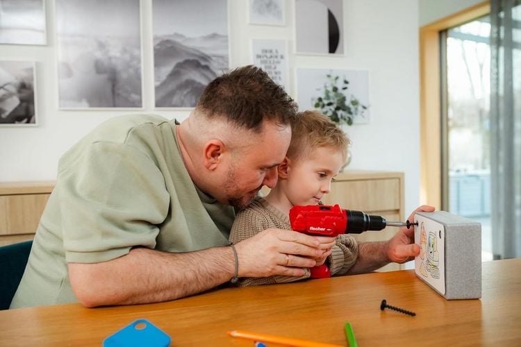 Produktbild: Fischertechnik 579436 - Fischer for Kids, Power-Box, Schrauben-Stecken-Staunen, 28-teilig, f&uuml;r Kinder ab 3 Jahren