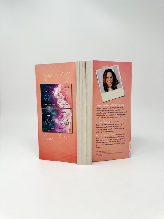 Produktbild: Two Lives to Rise: English Edition
