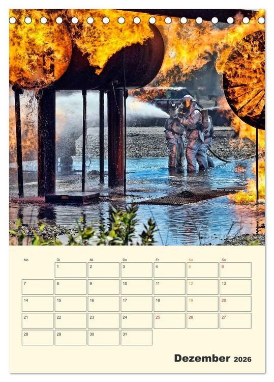 Produktbild: Feuerwehr - im Einsatz weltweit (Tischkalender 2026 DIN A5 hoch), CALVENDO Monatskalender