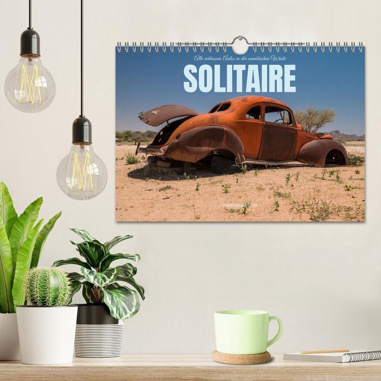 Produktbild: Solitaire Alte verlassene Autos in der namibischen W&uuml;ste (Wandkalender 2026 DIN A4 quer), CALVENDO Monatskalender