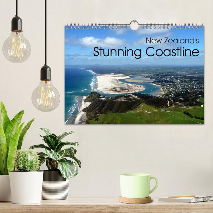 Produktbild: New Zealand's Stunning Coastline (Wall Calendar 2026 DIN A4 landscape), CALVENDO 12 Month Wall Calendar