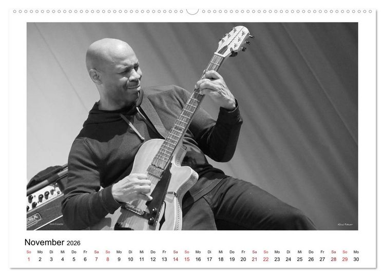 Produktbild: Internationale Meister des Jazz in Schwarzwei&szlig; (Wandkalender 2026 DIN A2 quer), CALVENDO Monatskalender