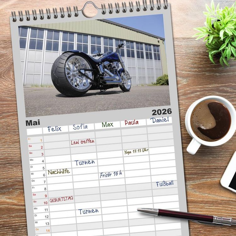 Produktbild: Familienplaner 2026 - Exklusive Best of Fat Ass Custombike Edition, feinste Harleys mit fettem Hintern mit 5 Spalten (Wandkalender, 21 x 45 cm) CALVENDO