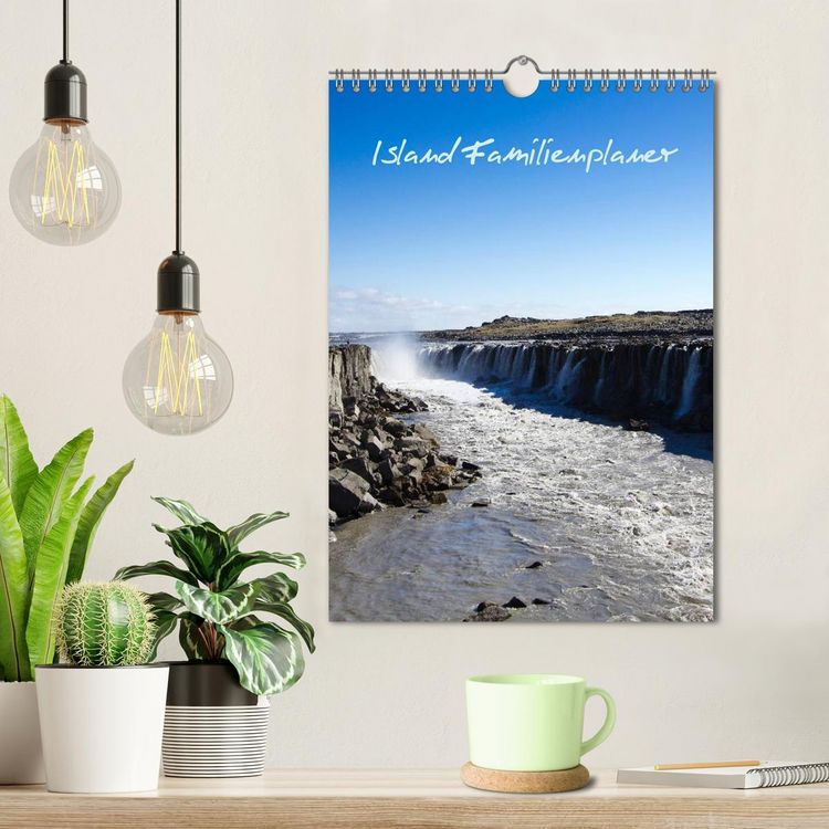Produktbild: Island Familienplaner (Wandkalender 2026 DIN A4 hoch), CALVENDO Monatskalender