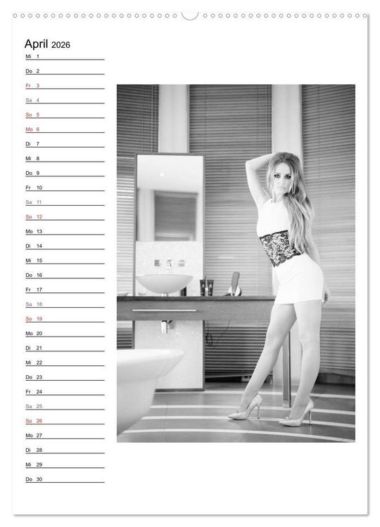 Produktbild: Mode in schwarz und wei&szlig; (Wandkalender 2026 DIN A2 hoch), CALVENDO Monatskalender