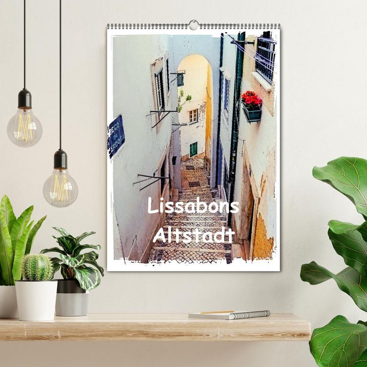 Produktbild: Lissabons Altstadt (Wandkalender 2026 DIN A2 hoch), CALVENDO Monatskalender