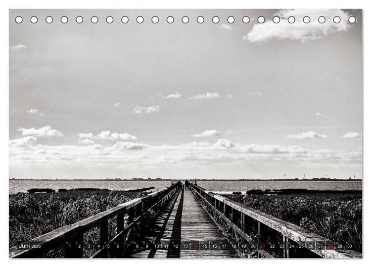Produktbild: Ein Blick auf Husum (Tischkalender 2026 DIN A5 quer), CALVENDO Monatskalender