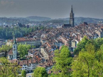 Produktbild: CALVENDO Puzzle &Uuml;ber den D&auml;chern von Bern | 1000 Teile Lege-Gr&ouml;&szlig;e 64x48cm Foto-Puzzle f&uuml;r gl&uuml;ckliche Stunden