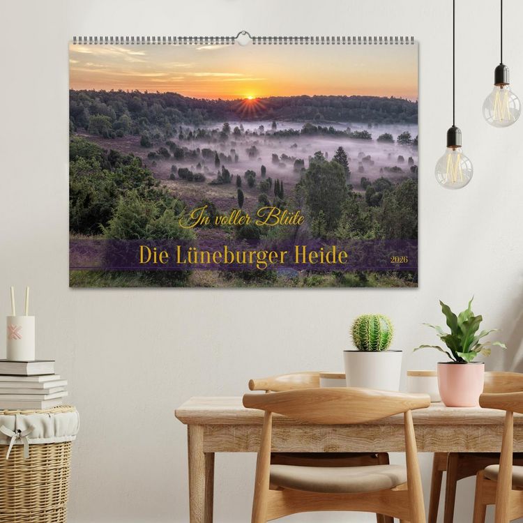 Produktbild: Die L&uuml;neburger Heide - In voller Bl&uuml;te (Wandkalender 2026 DIN A2 quer), CALVENDO Monatskalender