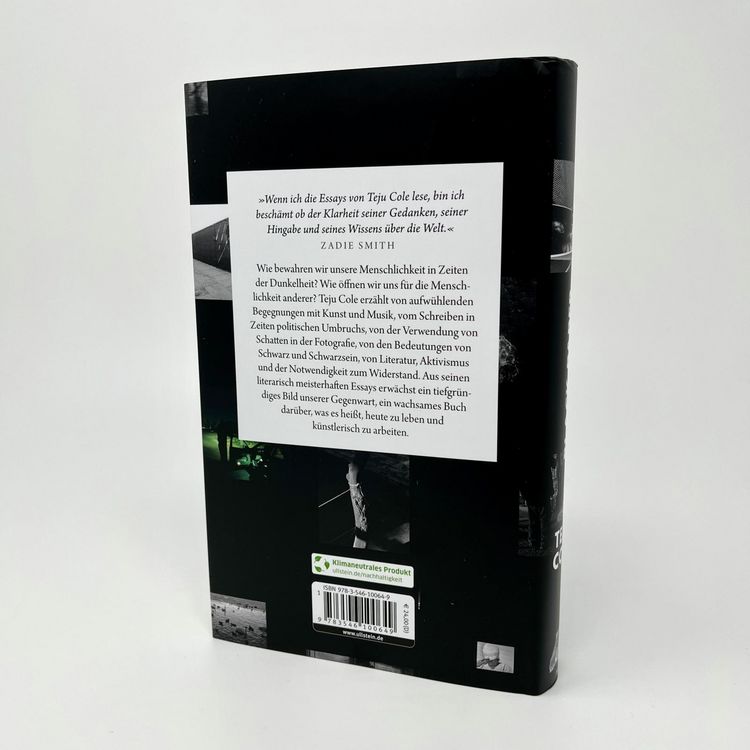 Produktbild: Black Paper