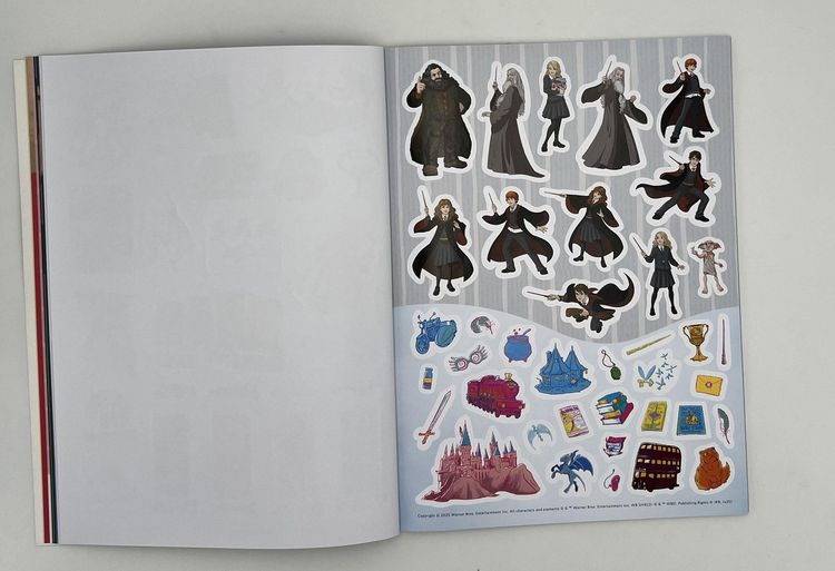 Produktbild: Aus den Filmen zu Harry Potter: Das offizielle Stickerbuch