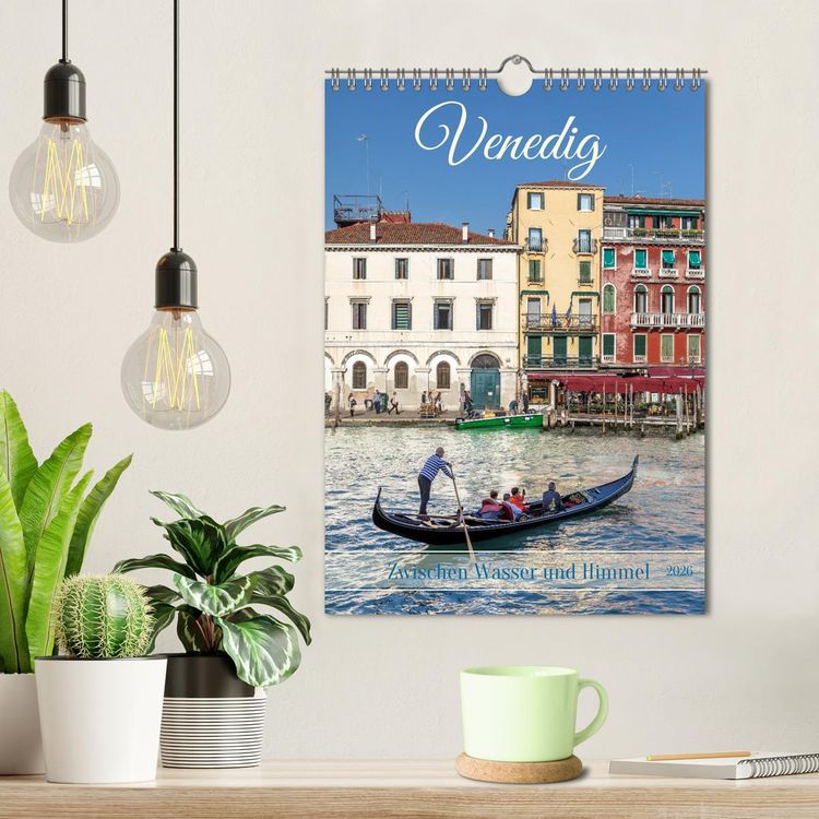 Produktbild: Venedig - Zwischen Wasser und Himmel (Wandkalender 2026 DIN A4 hoch), CALVENDO Monatskalender