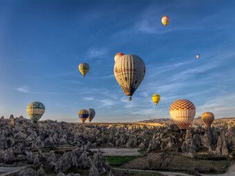 Produktbild: CALVENDO Puzzle Fahrt &uuml;ber Kappadokien | 1000 Teile Lege-Gr&ouml;&szlig;e 64x48cm Foto-Puzzle f&uuml;r gl&uuml;ckliche Stunden