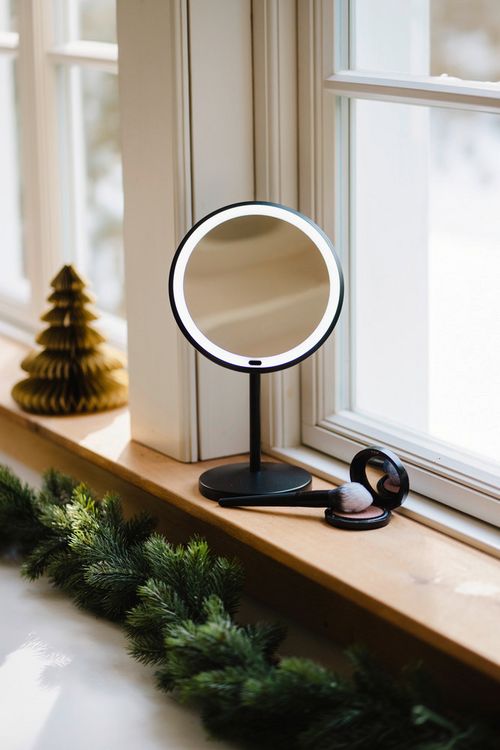 Produktbild: LED Stand-Kosmetikspiegel Mod. Onno Schwarz, mit Touch-Funktion
