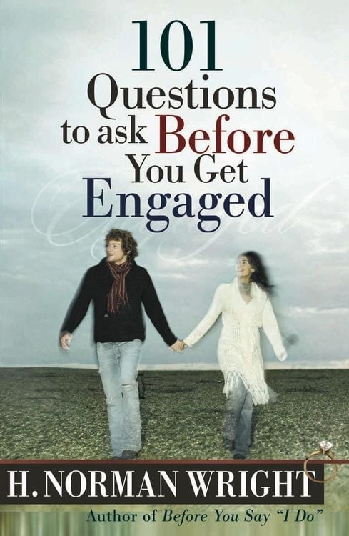Produktbild: 101 Questions to Ask Before You Get Engaged