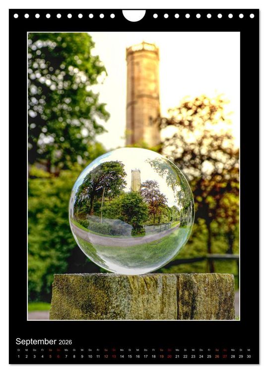 Produktbild: Momente aus Glas &ndash; Glaskugelfotografie (Wandkalender 2026 DIN A4 hoch), CALVENDO Monatskalender