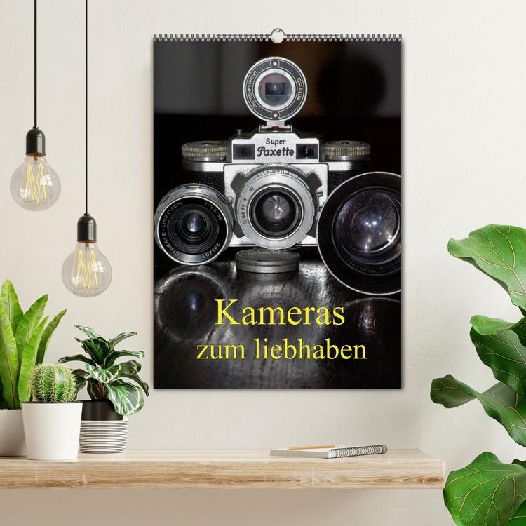 Produktbild: Kameras zum liebhaben (Wandkalender 2026 DIN A2 hoch), CALVENDO Monatskalender