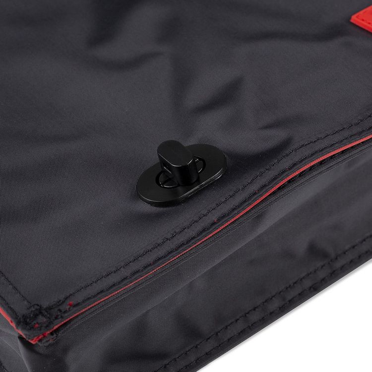 Produktbild: ARISTO Zeichenplattentasche A4 Carry Bag, schwarz, Innenseite rot