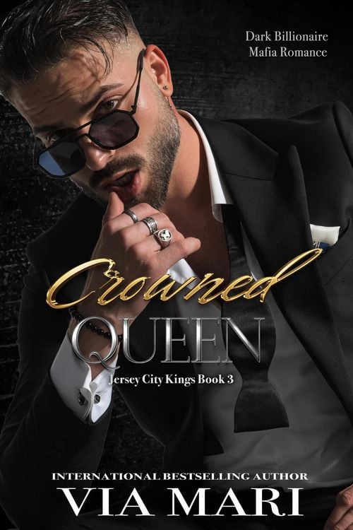 Produktbild: Crowned Queen (Jersey City Kings, #3)