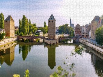 Produktbild: CALVENDO Puzzle Ponts Couverts und la Petite France an der Ill | 1000 Teile Lege-Gr&ouml;&szlig;e 64x48cm Foto-Puzzle f&uuml;r gl&uuml;ckliche Stunden