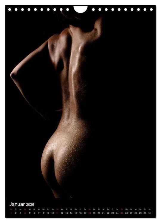 Produktbild: WET AND WILD GIRLS CALENDAR (Wandkalender 2026 DIN A4 hoch), CALVENDO Monatskalender