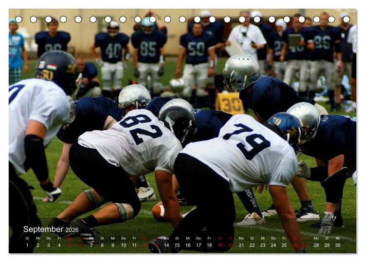 Produktbild: American Football - Touchdown (Tischkalender 2026 DIN A5 quer), CALVENDO Monatskalender