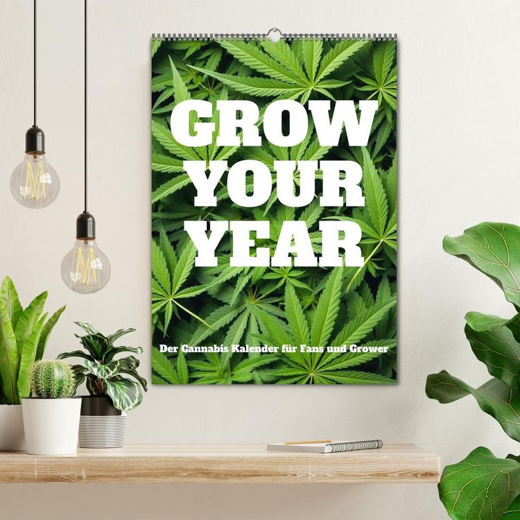 Produktbild: Grow your Year - Der Cannabis Kalender f&uuml;r Fans und Grower (Wandkalender 2026 DIN A2 hoch), CALVENDO Monatskalender