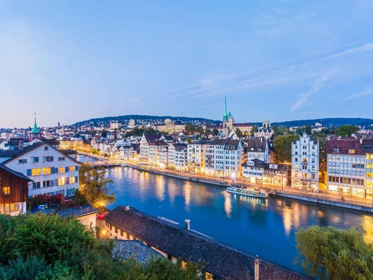 Produktbild: CALVENDO Puzzle Blick vom Lindenhof &uuml;ber die Limmat zum Limmatquai | 1000 Teile Lege-Gr&ouml;&szlig;e 64x48cm Foto-Puzzle f&uuml;r gl&uuml;ckliche Stunden