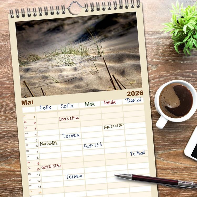 Produktbild: Familienplaner 2026 - Nordsee-D&uuml;nen mit 5 Spalten (Wandkalender, 21 x 45 cm) CALVENDO