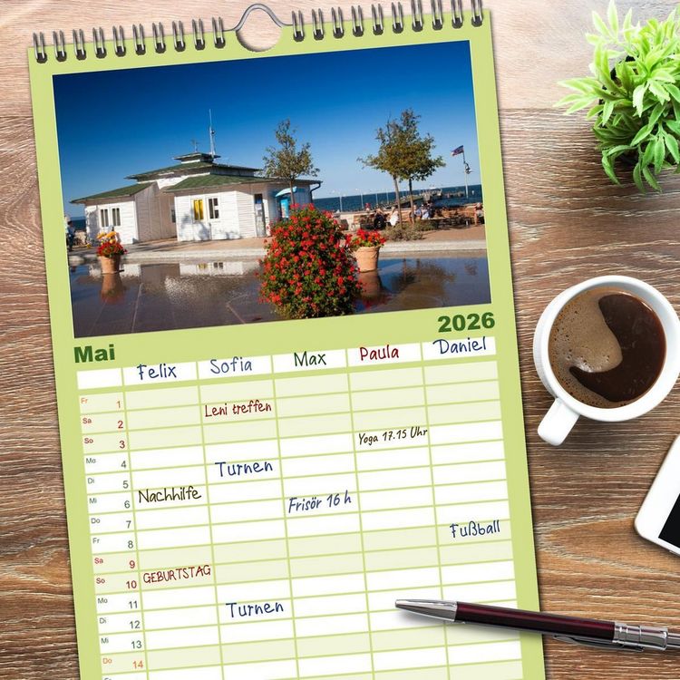 Produktbild: Familienplaner 2026 - Mecklenburg &ndash; Vorpommern, Sch&ouml;nheiten im Land der Ostseek&uuml;ste mit 5 Spalten (Wandkalender, 21 x 45 cm) CALVENDO
