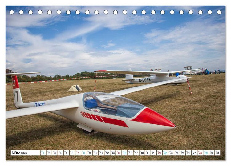 Produktbild: Vielfalt am Fliegerfest (Tischkalender 2026 DIN A5 quer), CALVENDO Monatskalender