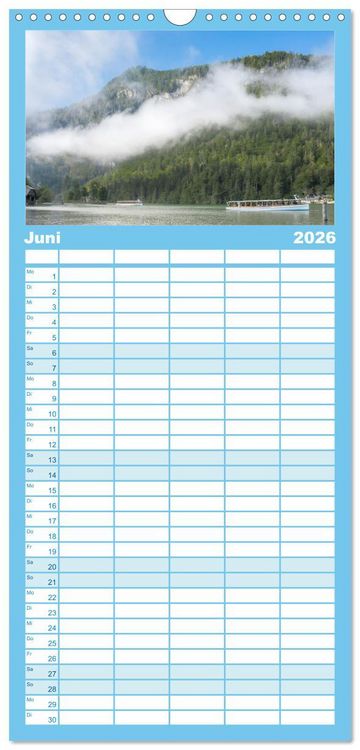 Produktbild: Familienplaner 2026 - Dahoam in Bayern mit 5 Spalten (Wandkalender, 21 x 45 cm) CALVENDO