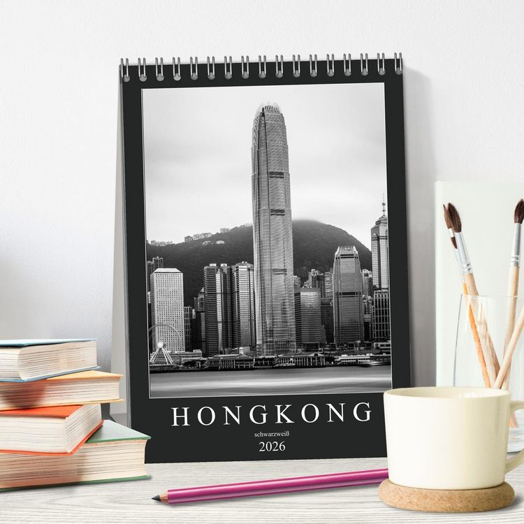 Produktbild: Hongkong schwarzwei&szlig; (Tischkalender 2026 DIN A5 hoch), CALVENDO Monatskalender
