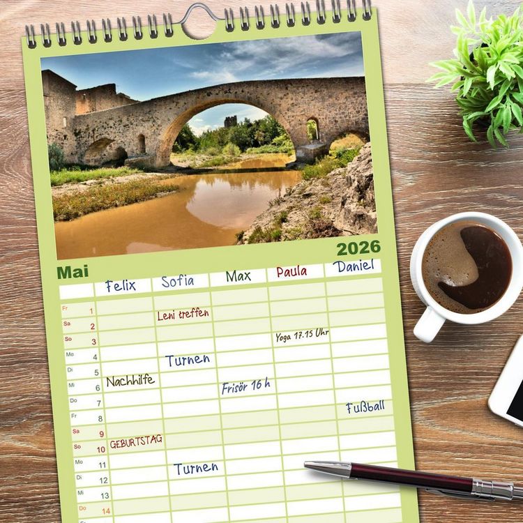 Produktbild: Familienplaner 2026 - Languedoc-Roussillon - unter der Sonne des Midi mit 5 Spalten (Wandkalender, 21 x 45 cm) CALVENDO