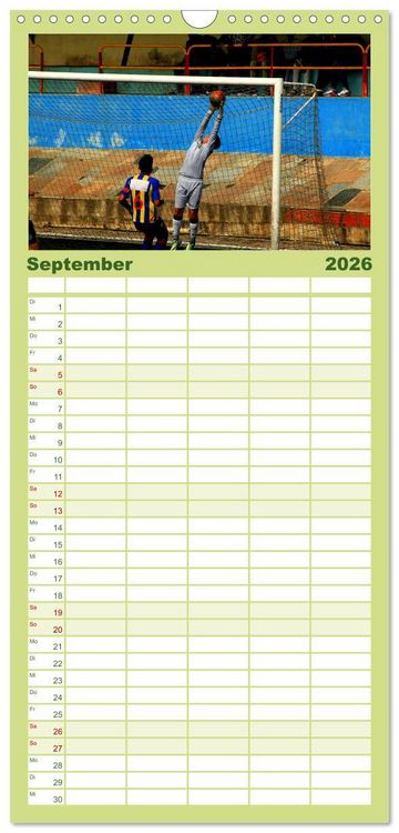 Produktbild: Familienplaner 2026 - Leidenschaft Fu&szlig;ball mit 5 Spalten (Wandkalender, 21 x 45 cm) CALVENDO