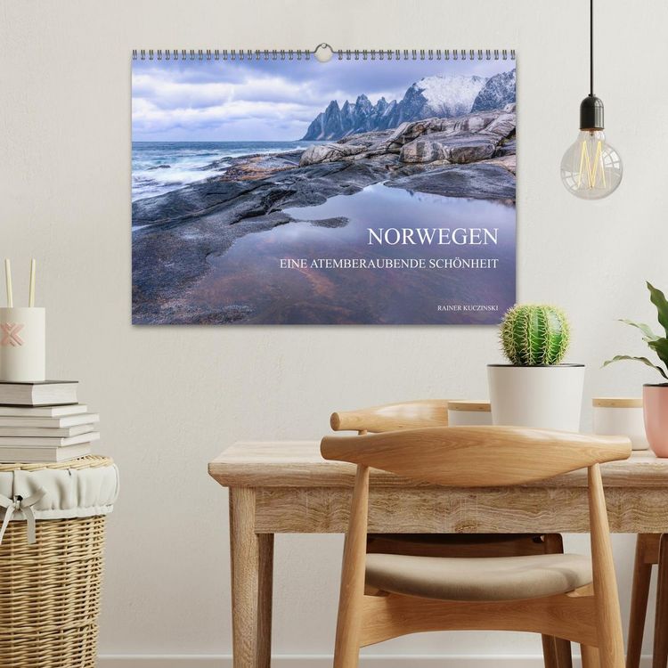 Produktbild: NORWEGEN - EINE ATEMBERAUBENDE SCH&Ouml;NHEIT (Wandkalender 2026 DIN A3 quer), CALVENDO Monatskalender