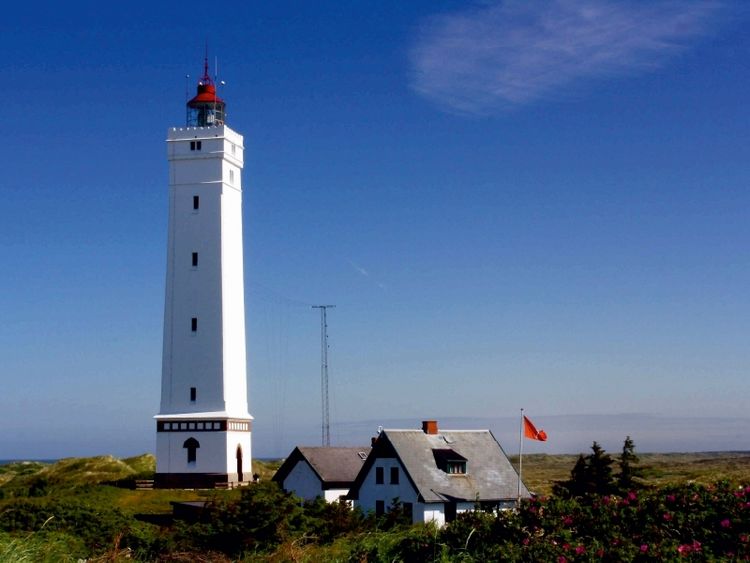 Produktbild: CALVENDO Puzzle Leuchtturm in Bl&aring;vand (Blavand) | 1000 Teile Lege-Gr&ouml;&szlig;e 64x48cm Foto-Puzzle f&uuml;r gl&uuml;ckliche Stunden