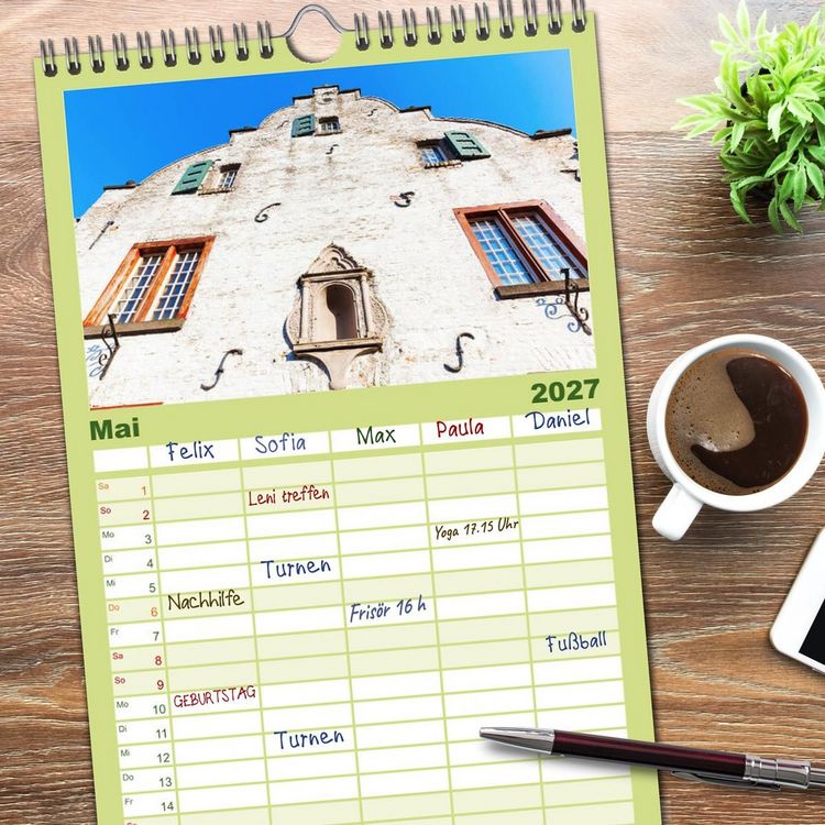 Produktbild: Familienplaner 2027 - Bedburg Alt-Kaster mit 5 Spalten (Wandkalender, 21 x 45 cm) CALVENDO