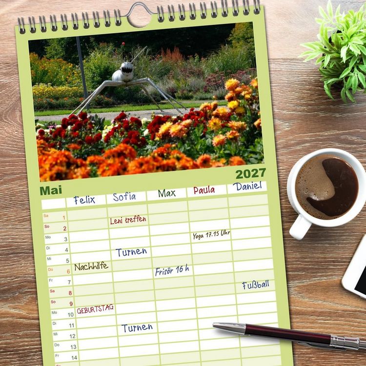 Produktbild: Familienplaner 2027 - Solinger Bilderbogen 2027 mit 5 Spalten (Wandkalender, 21 x 45 cm) CALVENDO