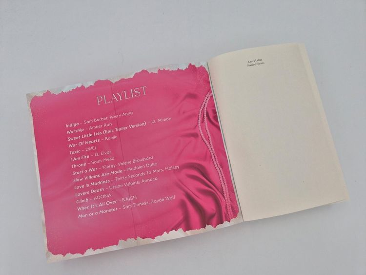 Produktbild: Pearls & Secrets