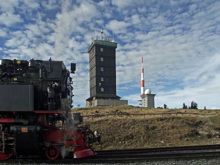 Produktbild: CALVENDO Puzzle Mit Dampf auf den Brocken im Harz | 1000 Teile Lege-Gr&ouml;&szlig;e 64x48cm Foto-Puzzle f&uuml;r gl&uuml;ckliche Stunden