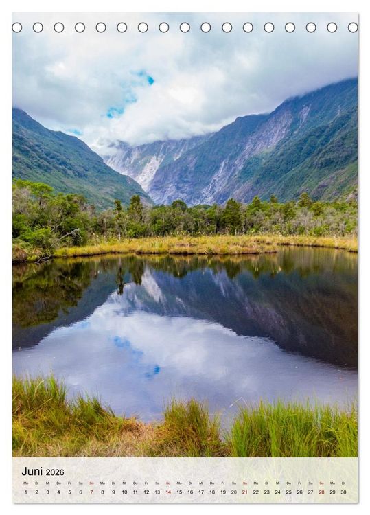 Produktbild: Neuseeland und die Cook Islands - Inseltr&auml;ume und Bergwelten (Tischkalender 2026 DIN A5 hoch), CALVENDO Monatskalender