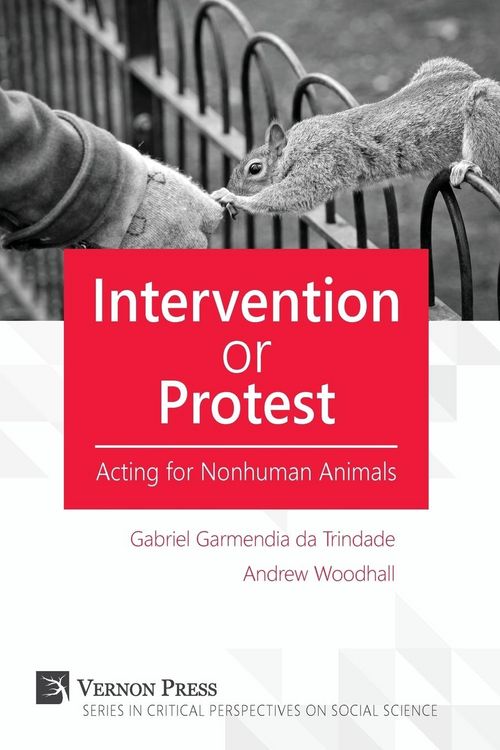 Produktbild: Intervention or Protest