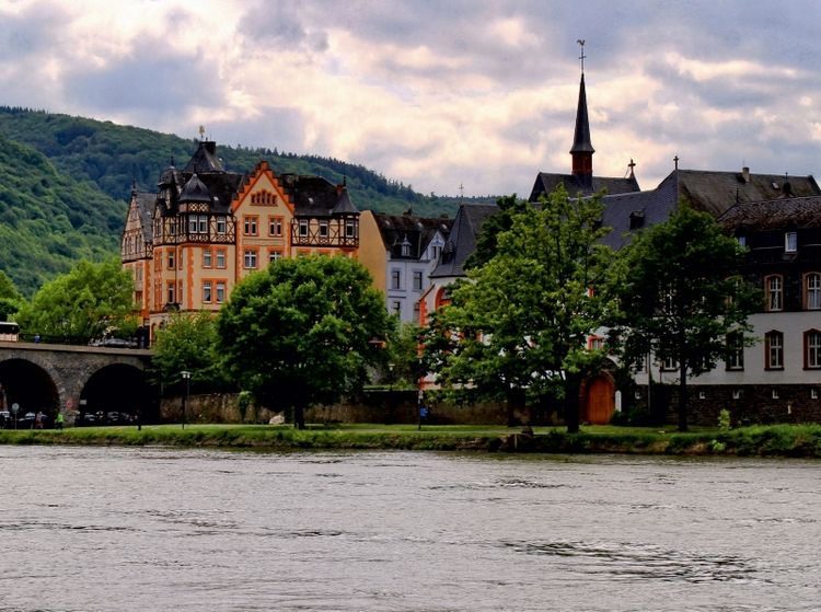 Produktbild: Ein Motiv aus dem Kalender Eine Perle an der Mosel - Bernkastel-Kues (Puzzle)