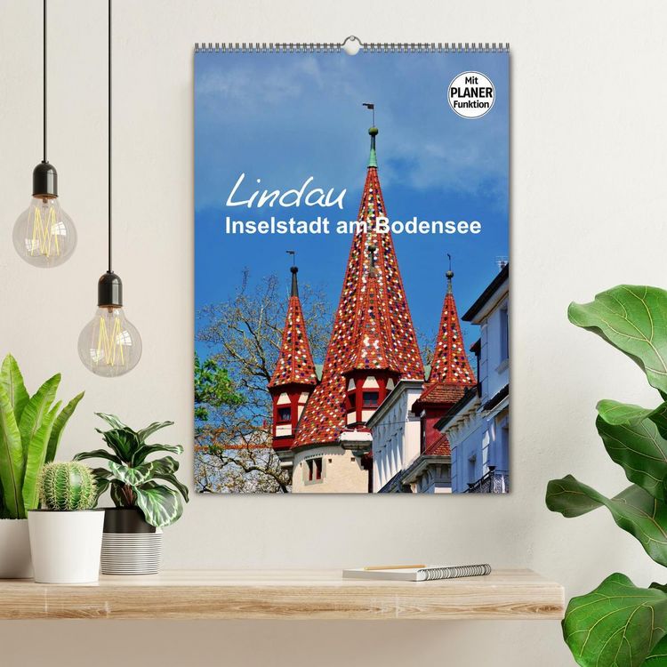 Produktbild: Lindau - Inselstadt am Bodensee (Wandkalender 2026 DIN A2 hoch), CALVENDO Monatskalender