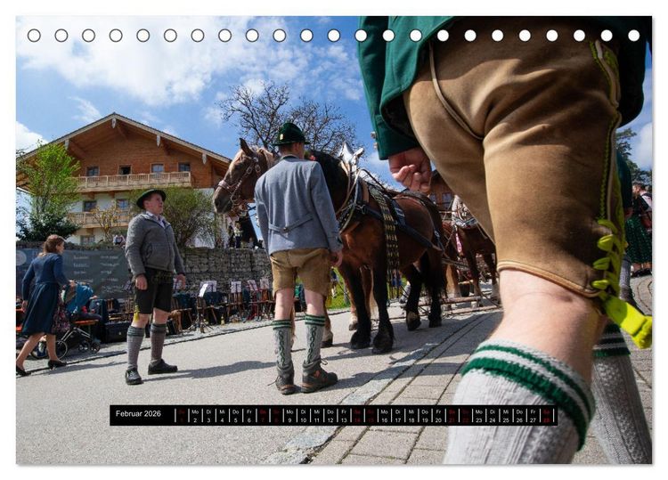 Produktbild: Maibaum aufstellen (Tischkalender 2026 DIN A5 quer), CALVENDO Monatskalender