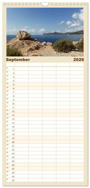 Produktbild: Familienplaner 2026 - Cala Ratjada mit 5 Spalten (Wandkalender, 21 x 45 cm) CALVENDO