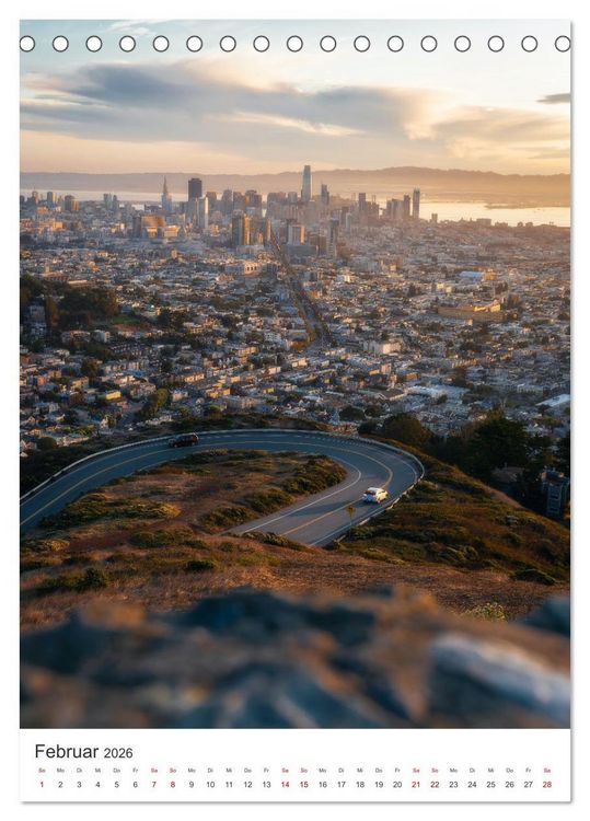 Produktbild: San Francisco - Cable Cars, Golden Gate Bridge und Lombard Street (Tischkalender 2026 DIN A5 hoch), CALVENDO Monatskalender