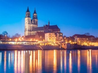 Produktbild: CALVENDO Puzzle Magdeburg am Abend | 1000 Teile Lege-Gr&ouml;&szlig;e 64x48cm Foto-Puzzle f&uuml;r gl&uuml;ckliche Stunden